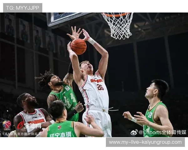 CBA冠军之争激烈，广东宏远与辽宁本钢接连称霸赛场