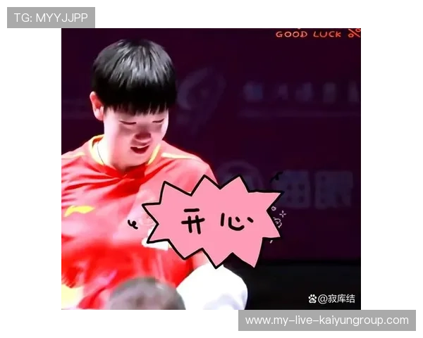 举重选手庆祝动作太夸张成迷因